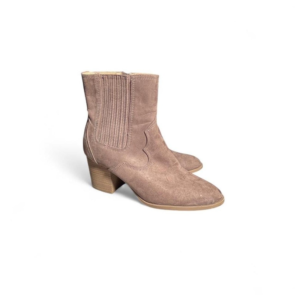 Mauve Taupe Faux Suede Western Ankle Boots Stacked Block Heel Side Zip Size 8.5